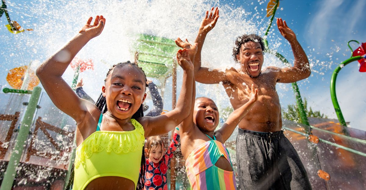 STL_MooLagoon_800x533 (1200 x 625 px) - 4 Birthday party guests at Moo Lagoon